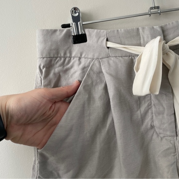 ARITZIA Wilfred Allegra Linen Shorts Grey 2 - Picture 3 of 7